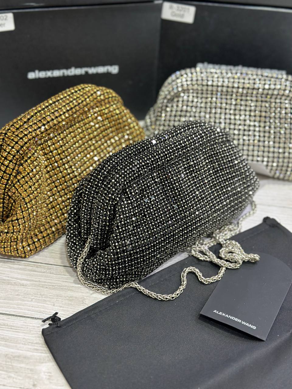 کیف زنانه الکساندر وانگ همراه جعبه، کارت و کاور اصلی (Alexander Wang