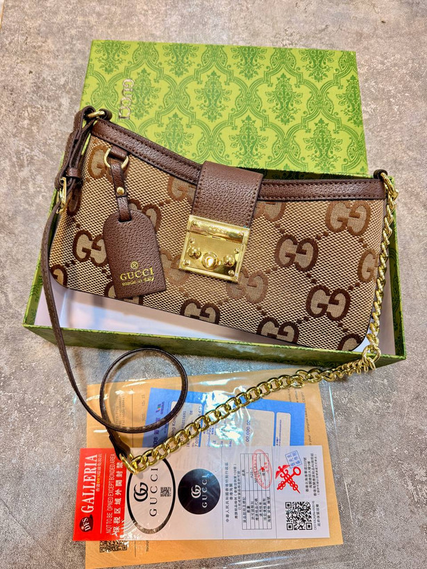 کیف زنانه گوچی Gucci فول پک مستر سایز 24×13 سانتیمتر با طراحی لوکس و شیک