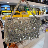 کیف مجلسی زنانه نگیندار سایز 21×13 با طراحی لوکس و مناسب مهمانی و مراسم