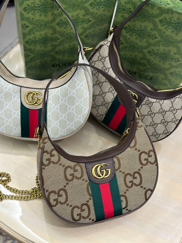 کیف زنانه گوچی نیو کالکشن Gucci سایز 21×13 همراه جعبه، شناسنامه و چرم صنعتی درجه یک