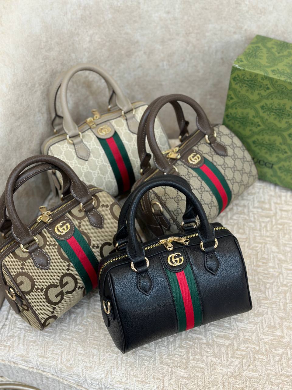کیف زنانه گوچی نیو کالکشن Gucci سوپر مستر سایز 22×13 همراه جعبه مگنتی و شناسنامه